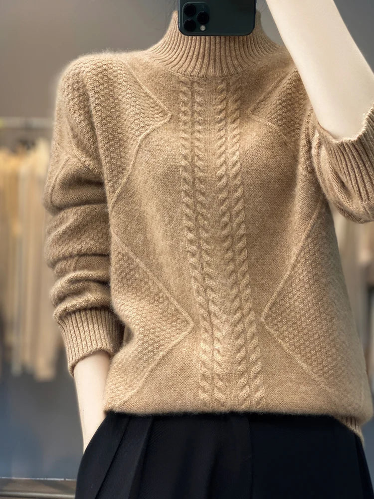 Pullover mit hohem Kragen von UTE Strick