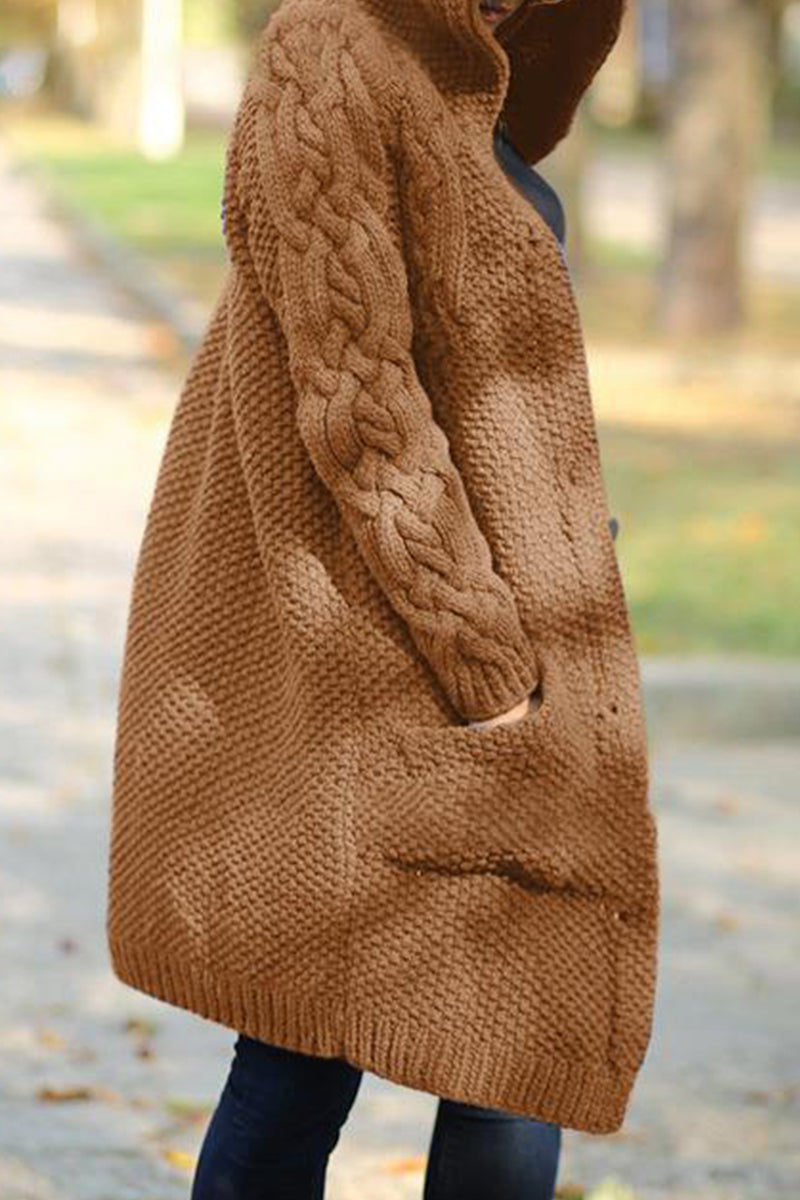 Berg-Feldt | Modische und Minimalistische Strickjacke
