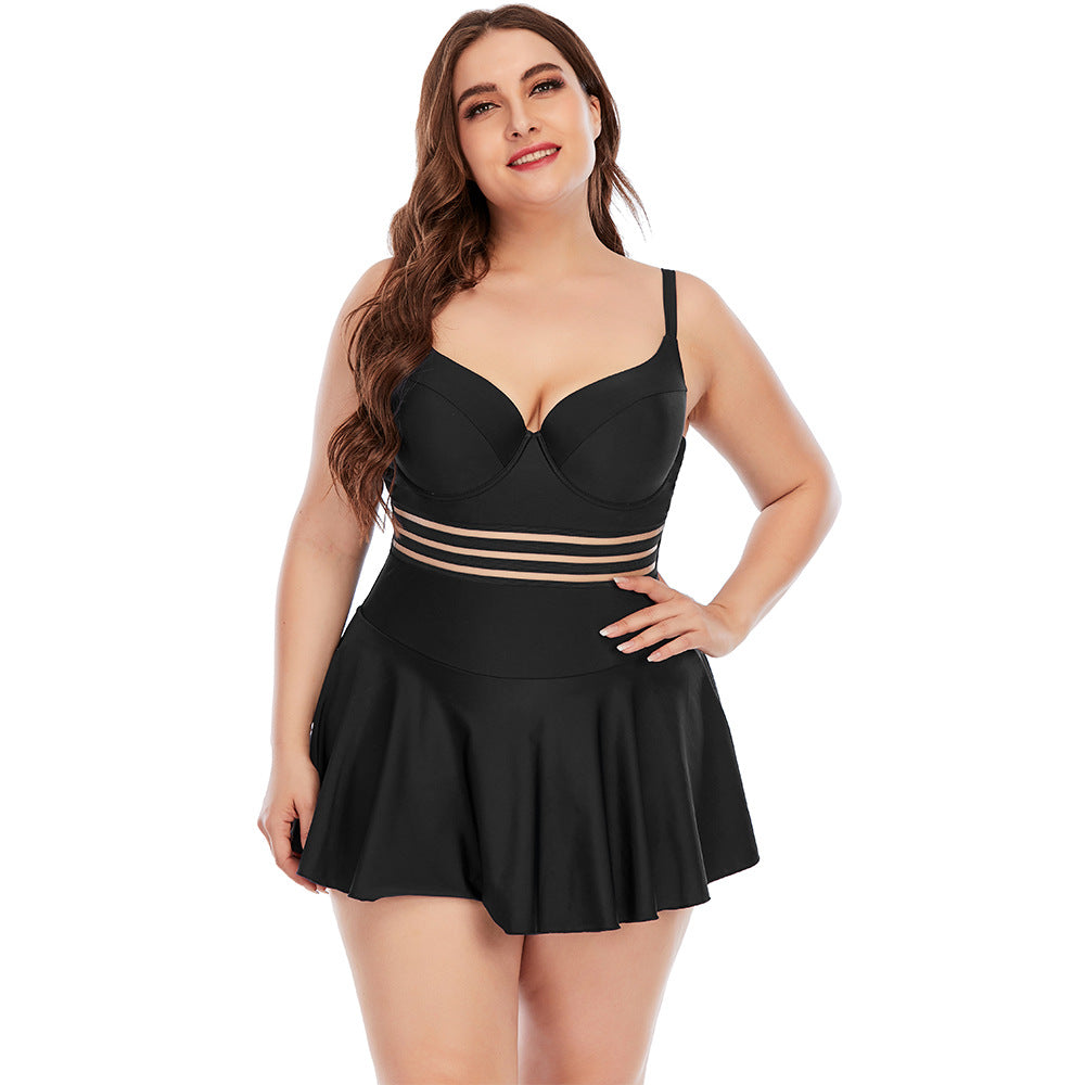 Maillot de bain élégant pour femme avec jupe et bretelles de maintien, de berg-feldt