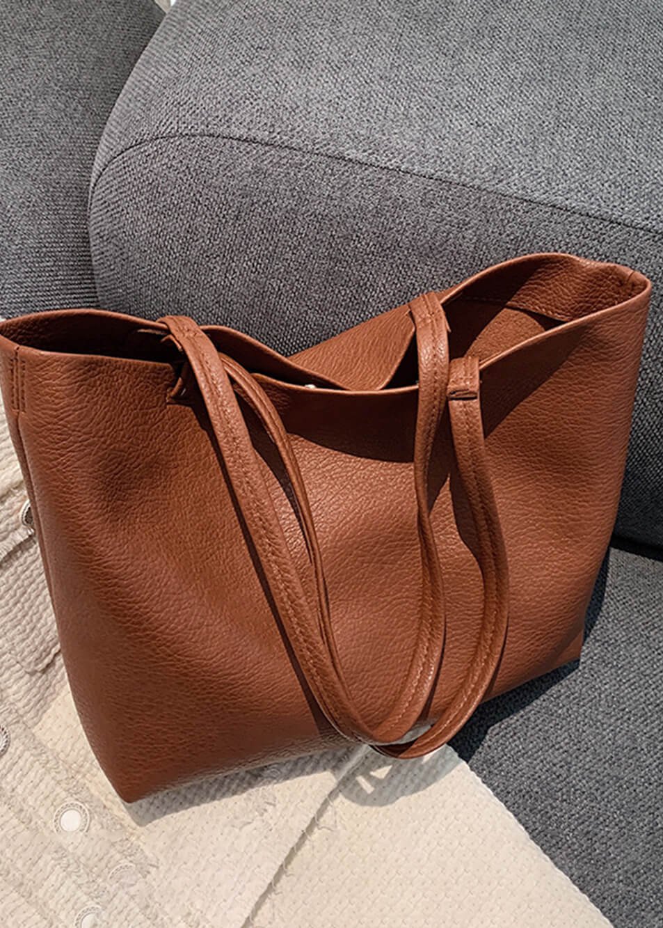 Berg-Feldt | Geräumige Damen Schultertasche Aus Weichem Leder