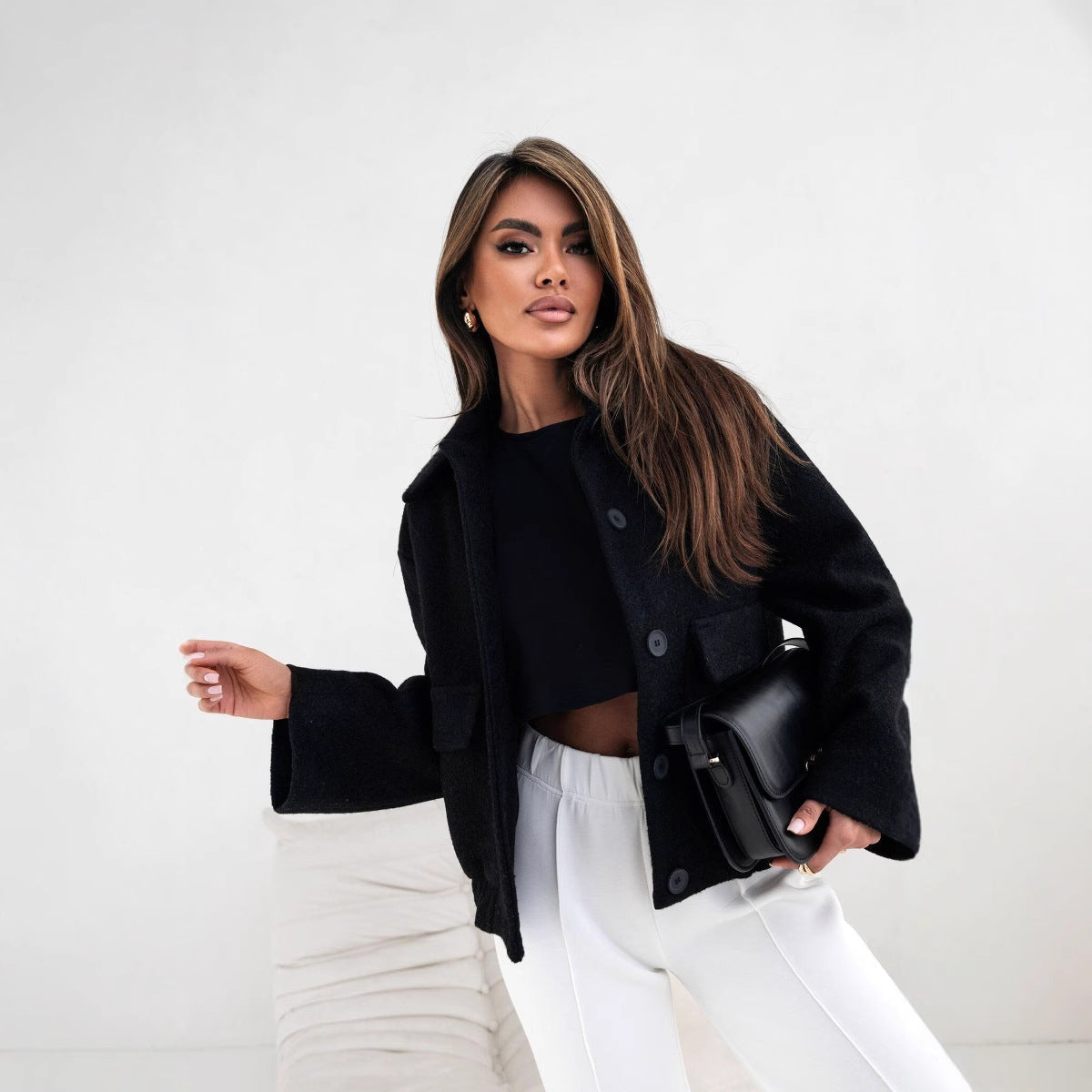 Berg-Feldt | Übergroße Wollmischung Kurzjacke mit Knopfleiste und Taschen
