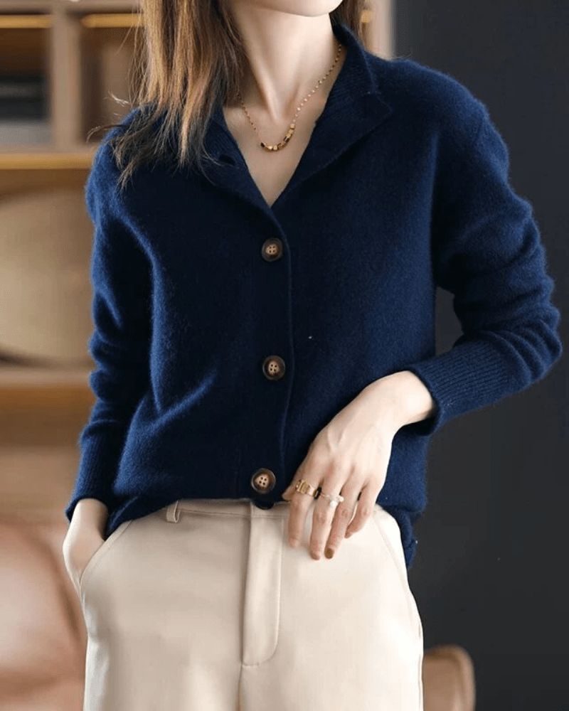 Berg-Feldt | Gestrickte Strickjacke