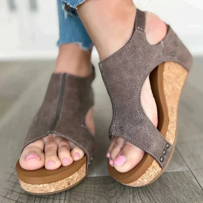 Eula Keilsandalen