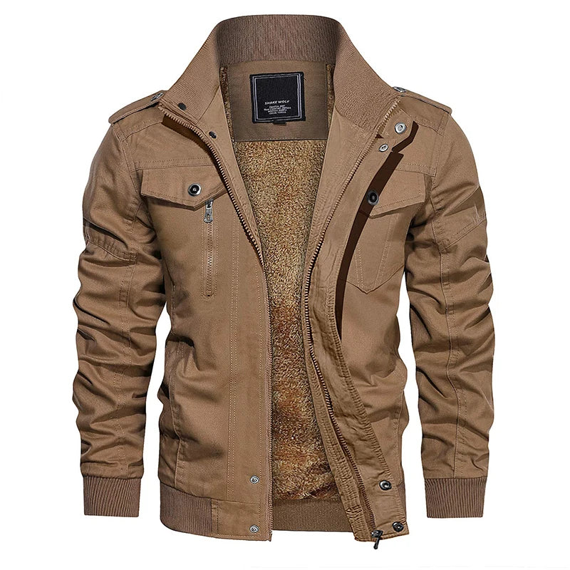 Dylan: Strapazierfähige Militärjacke