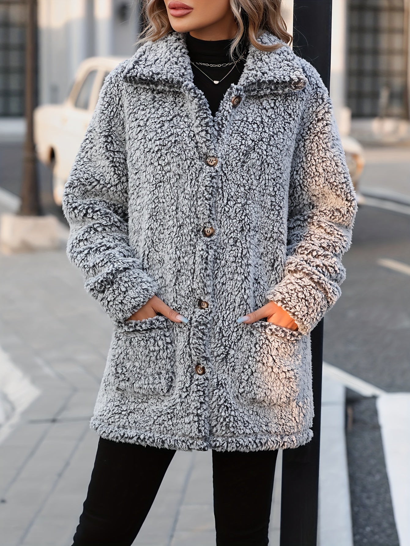 Berg-Feldt | Lange Teddyjacke mit Knöpfen Polyester Komfortabel und Warm