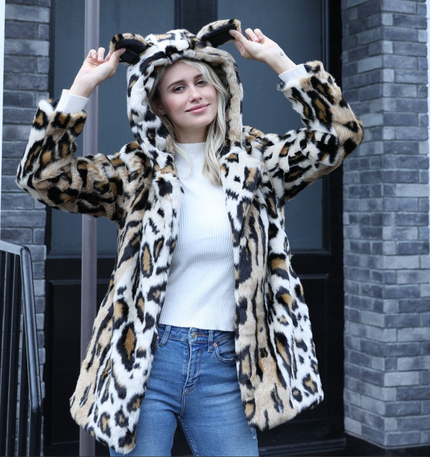 Manteau en fausse fourrure douillet à capuche et oreilles de chat pour femme Berg-Feldt