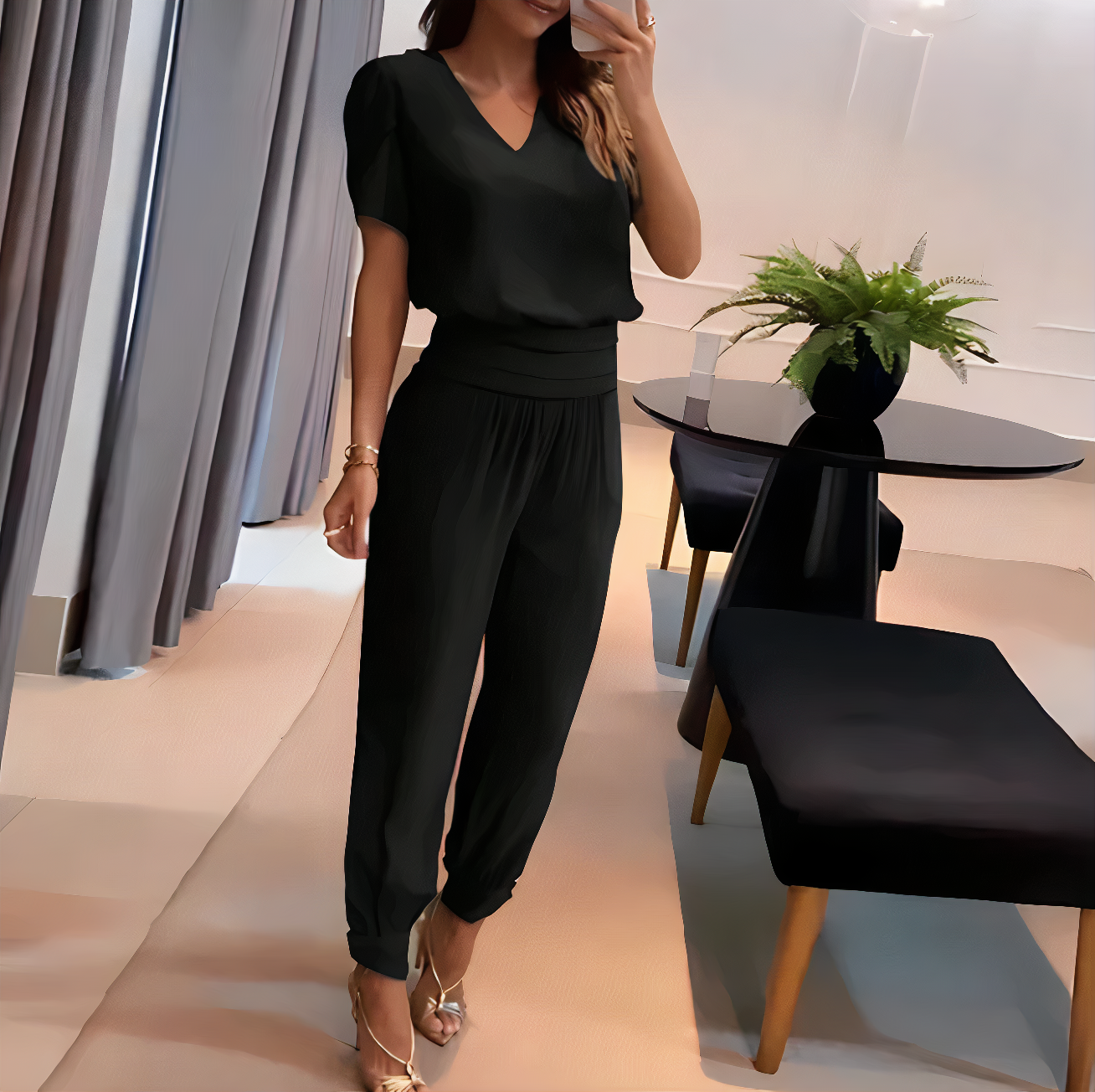 Brigitte : Ensemble moderne chemisier et pantalon