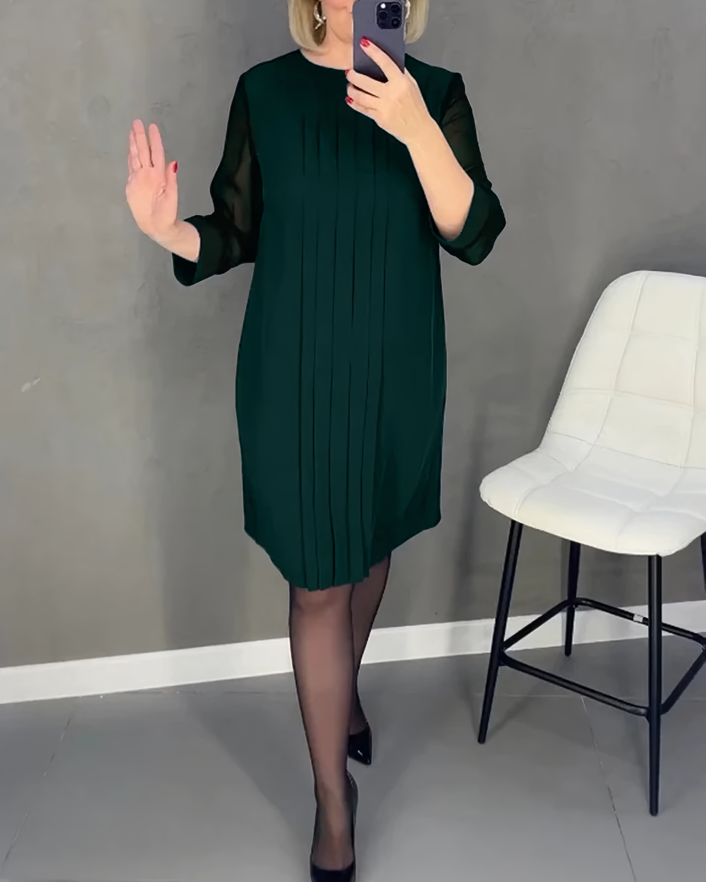 Edles Kleid mit Netzärmeln - Kirschrot
