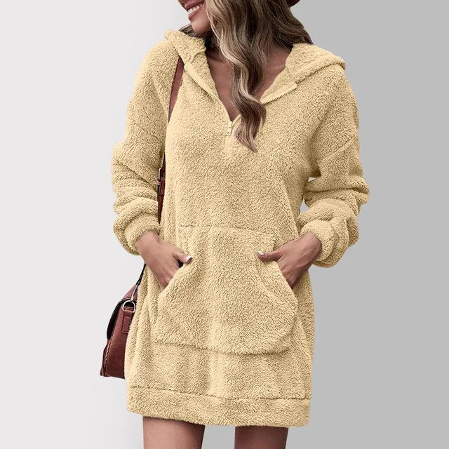Berg-Feldt | Flauschiges Pulloverkleid mit Kapuze