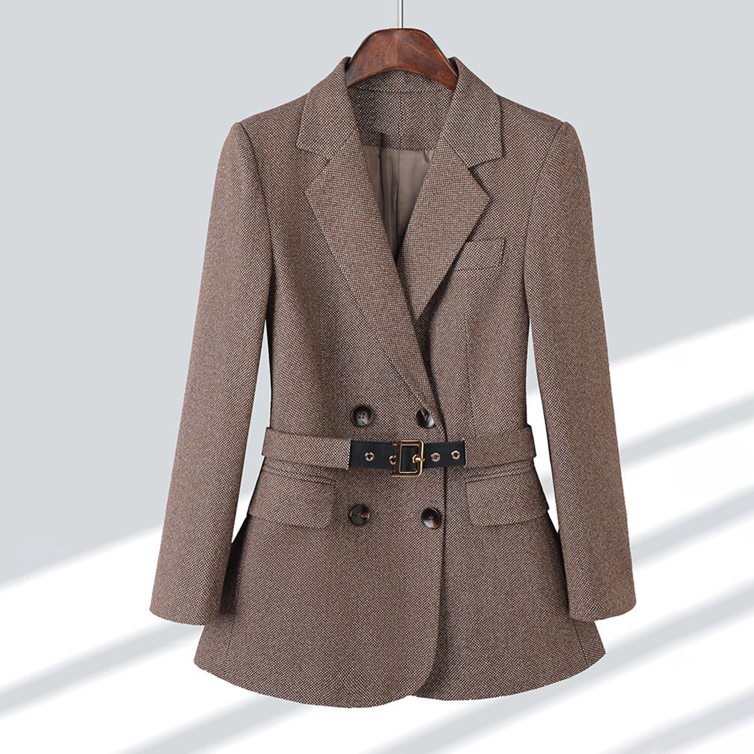 Blazer ceinturé par Avelena