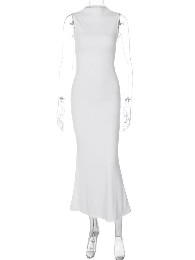 Robe longue ajustée et élégante avec col haut, de berg-feldt