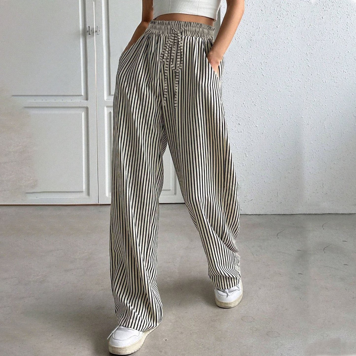 Weite Damenhose mit Streifen und elastischem Bund von berg-feldt