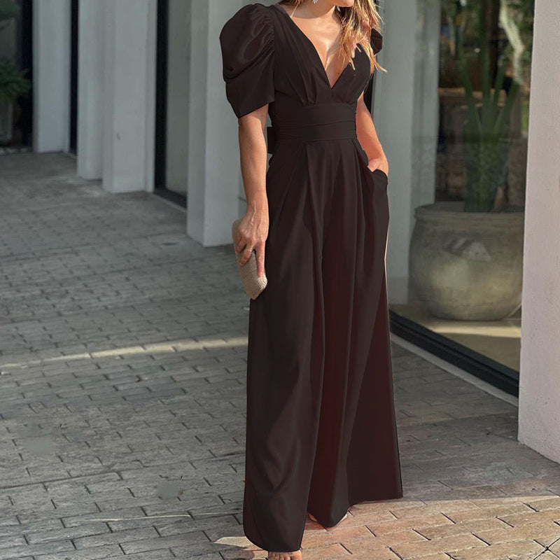 Weite Jumpsuit für Damen mit tiefem V-Ausschnitt von berg-feldt