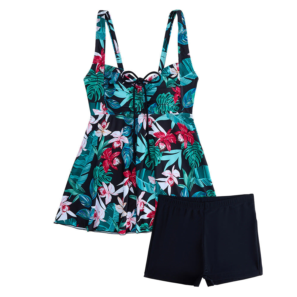 Flachendes Damen Badekleid mit integrierter Shorts, Blumenmuster von berg-feldt