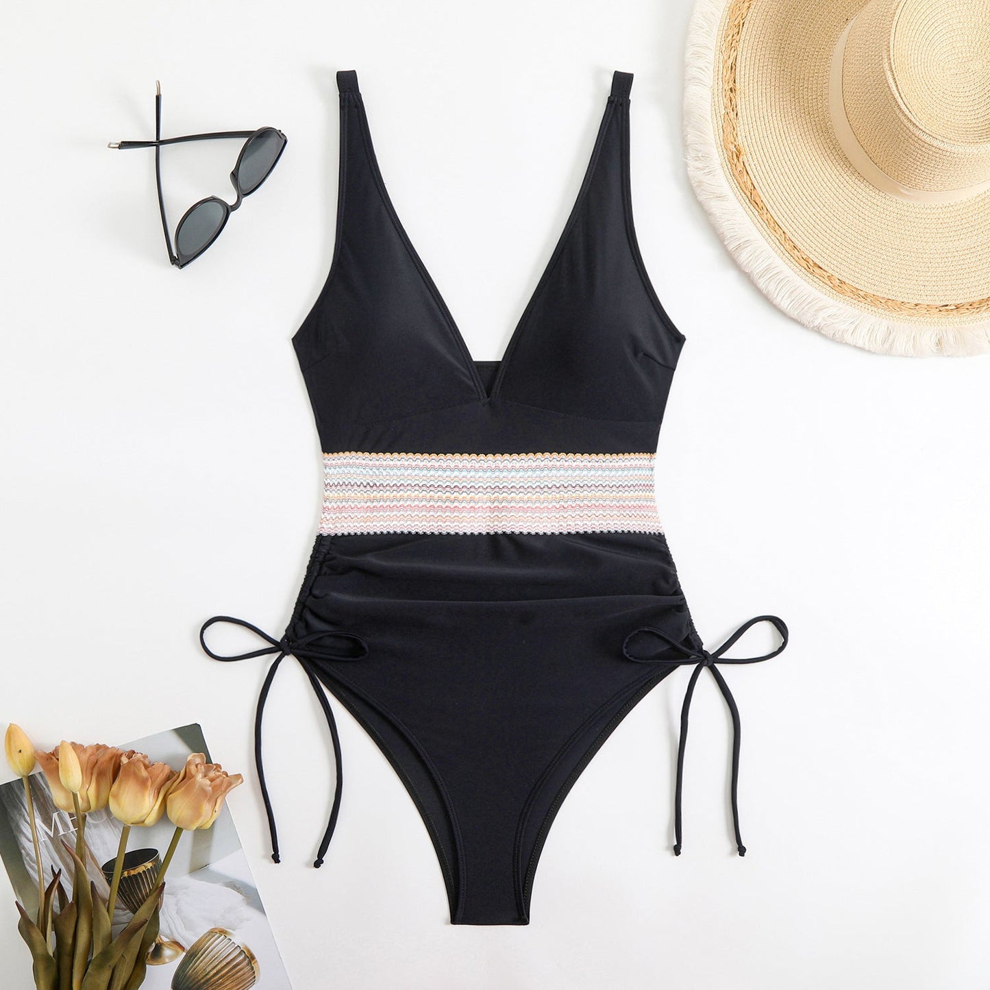 Maillot de bain femme Berg-Feldt avec décolleté en V et bretelles réglables