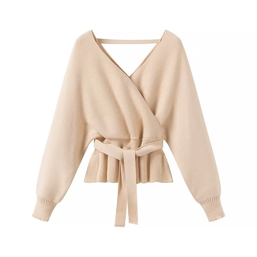 Wickeltop für Damen mit eleganter Schleife von berg-feldt