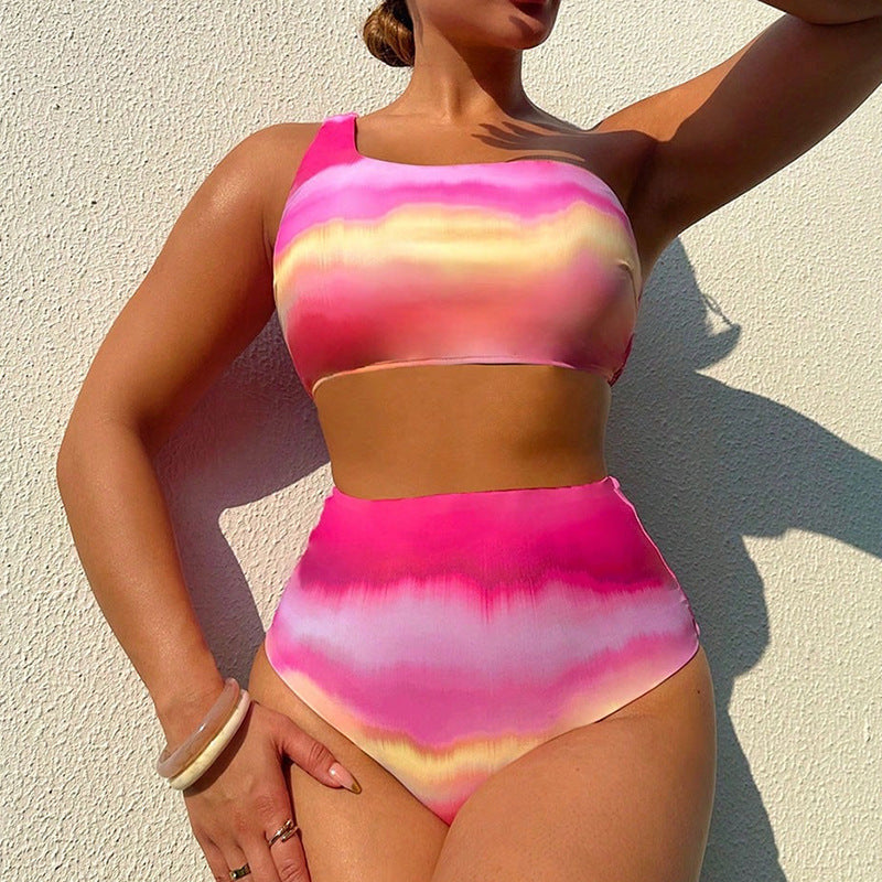 Asymmetrischer Damen-Bikini mit hoch geschnittenem Slip von berg-feldt