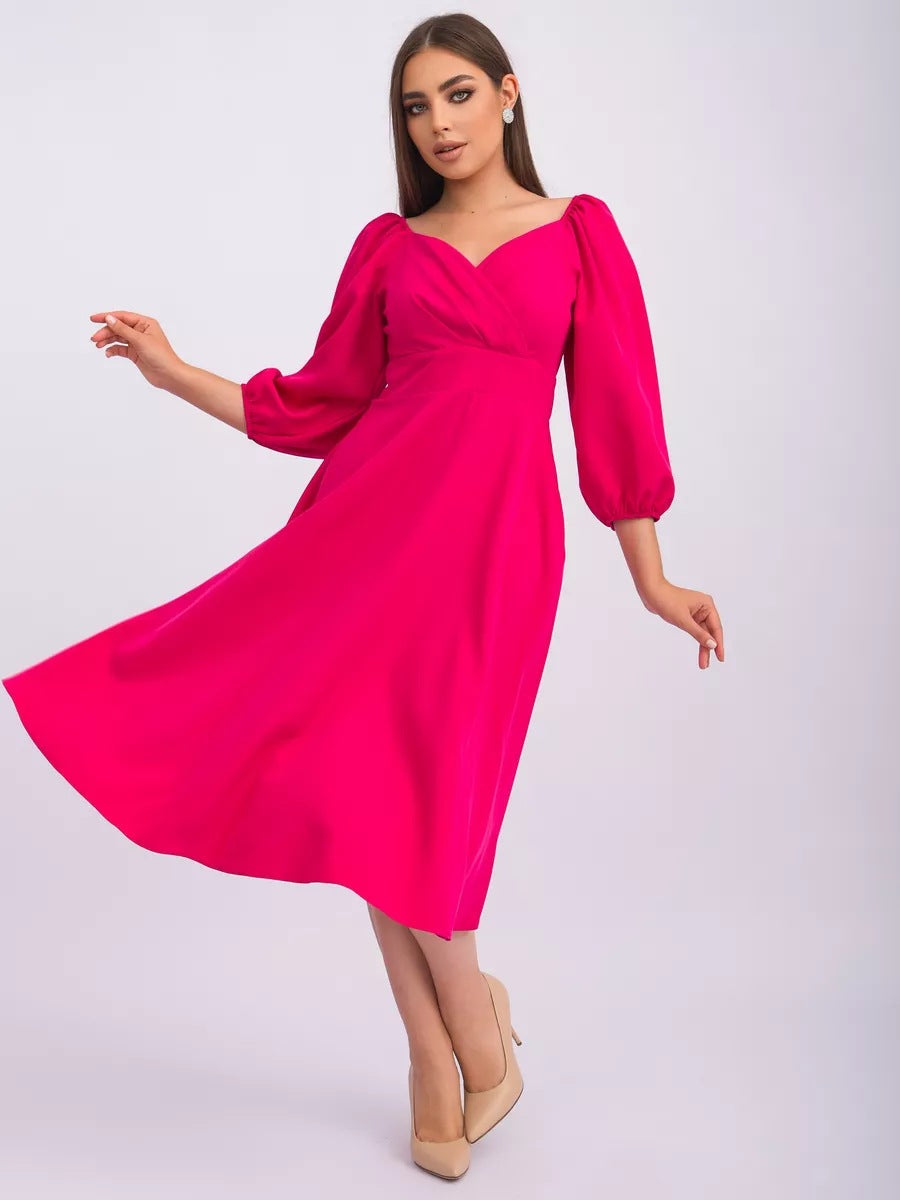 Wickelkleid für Damen mit voluminösen Ärmeln und elegantem V-Ausschnitt von berg-feldt