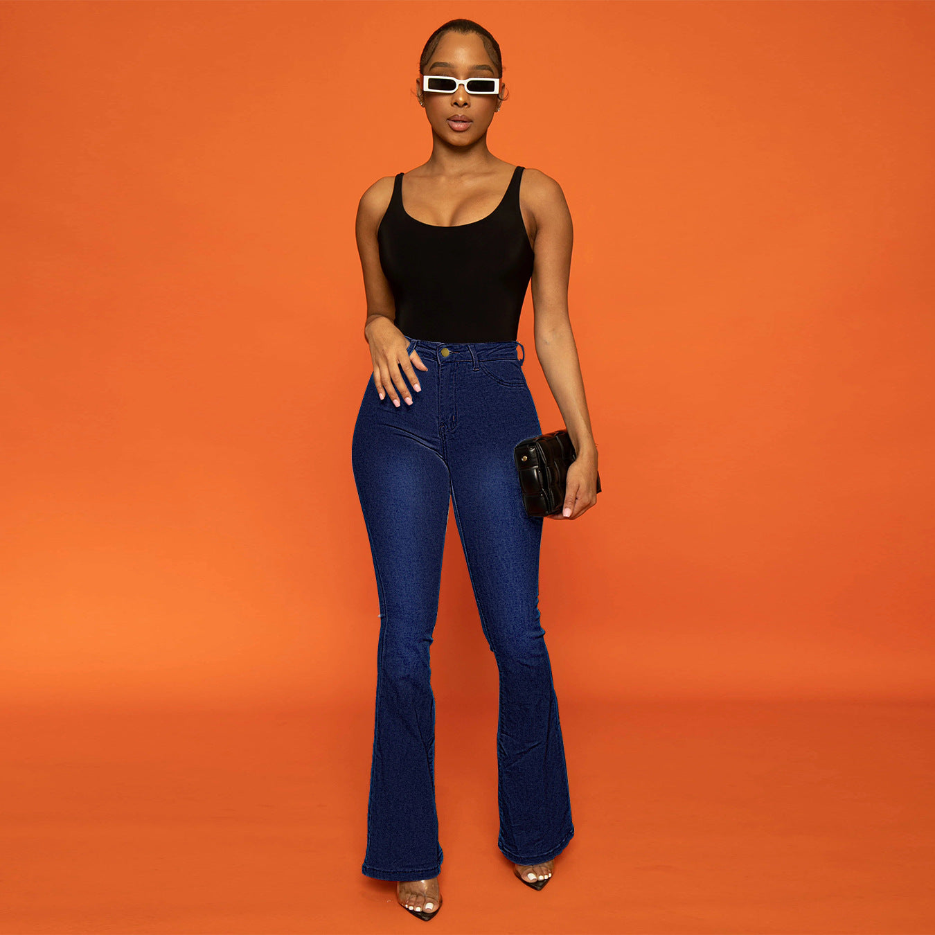Hochwertige Damen Bootcut Jeans mit hohem Bund und modischem Schnitt von berg-feldt