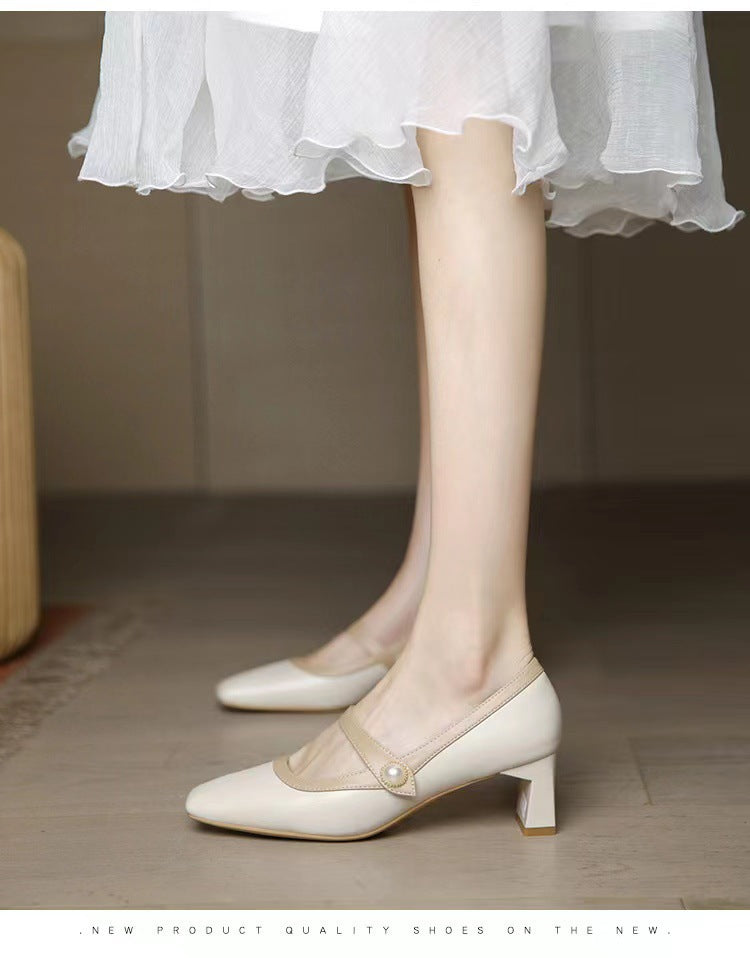 Elegante Damen-Mules mit Blockabsatz und Perlendetail von berg-feldt