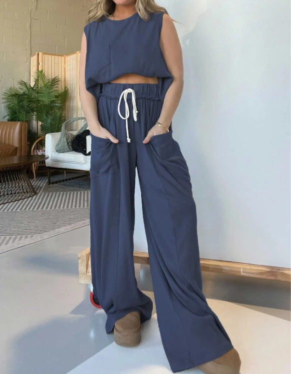 Women's Comfortable Two-Piece Loungewear Set with High-Waisted Trousers by berg-feldt
