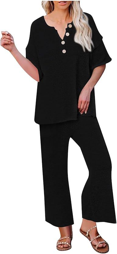 Bequemes Damen-Loungeset mit Ausschnitt und weitem Schnitt von berg-feldt