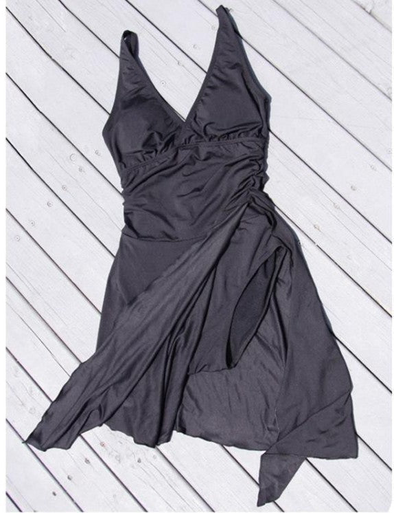 Wickelkleid für Damen mit verstellbaren Trägern in elegantem Design von berg-feldt