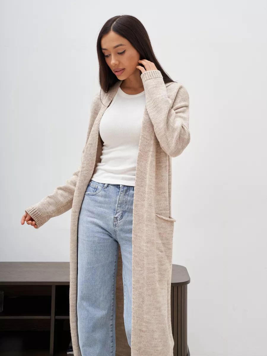 Cardigan élégant pour femme avec ceinture et poches profondes de berg-feldt