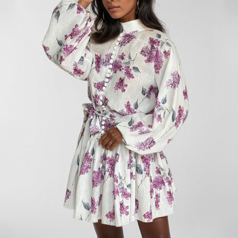 Elegantes Damen-Minikleid mit Puffärmeln und tailliertem Schnitt von berg-feldt