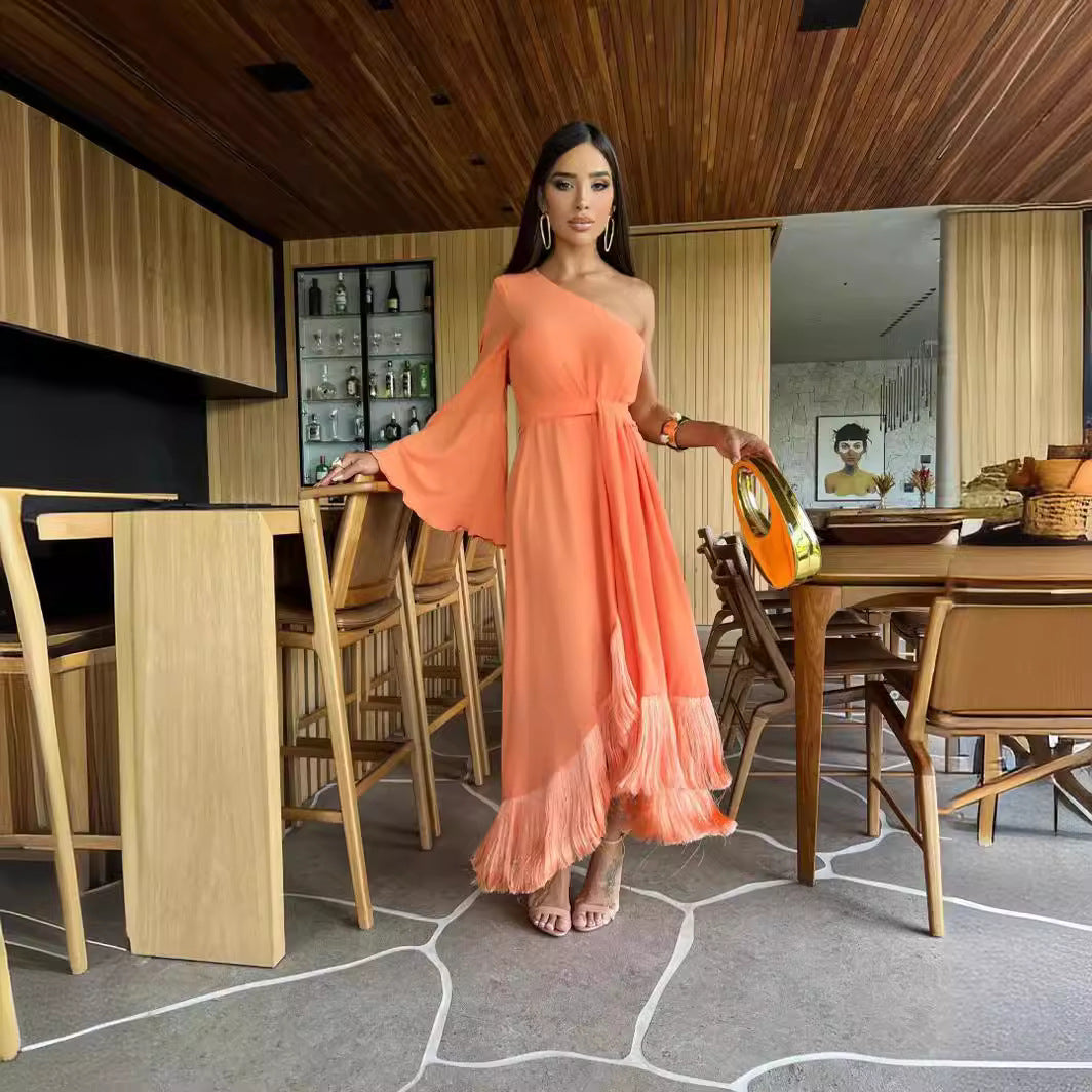 Asymmetrisches Maxikleid mit Fransen-Saum von berg-feldt