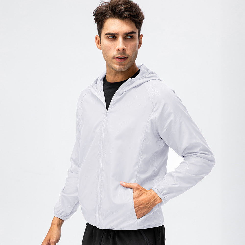Leichte Herren Laufjacke, atmungsaktiv und mit Reflektoren von berg-feldt