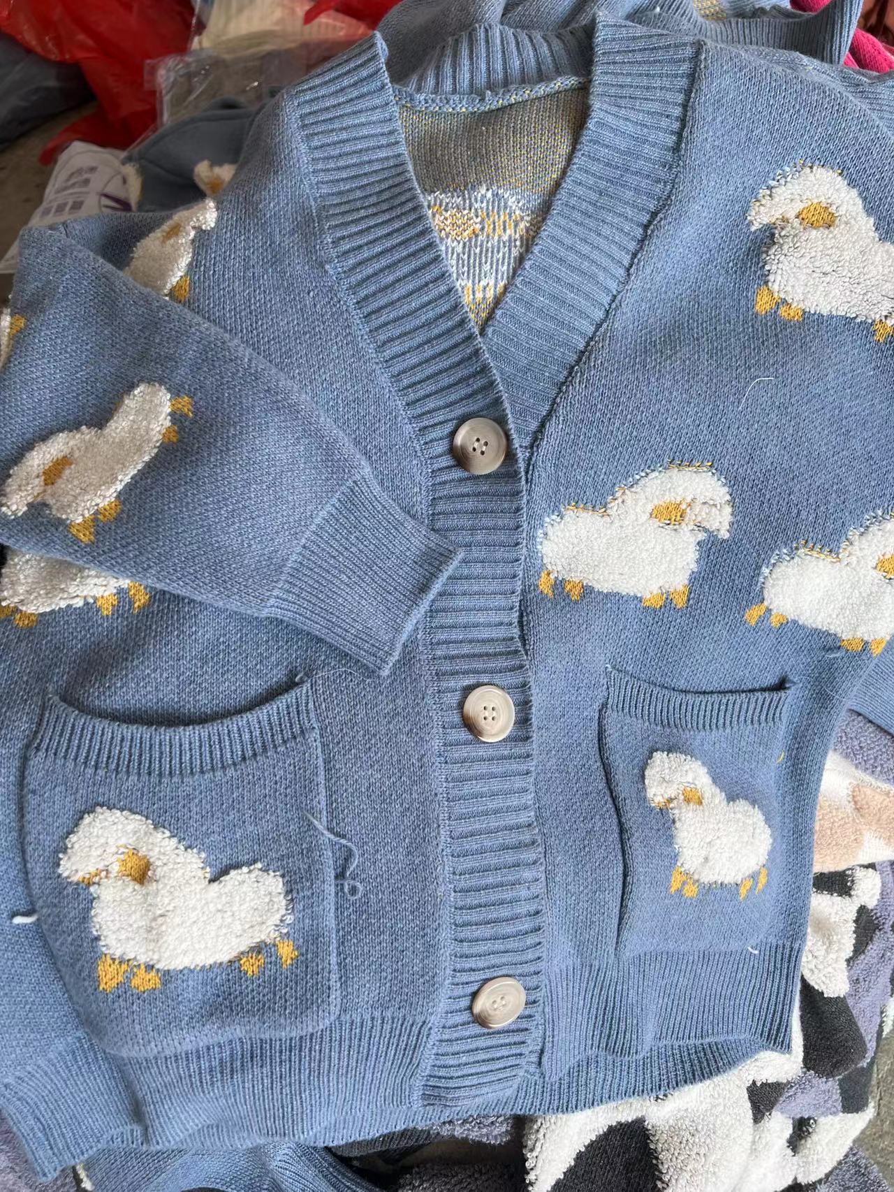 Cardigan en maille pour femme avec motif mouton fantaisie et poches Berg-Feldt