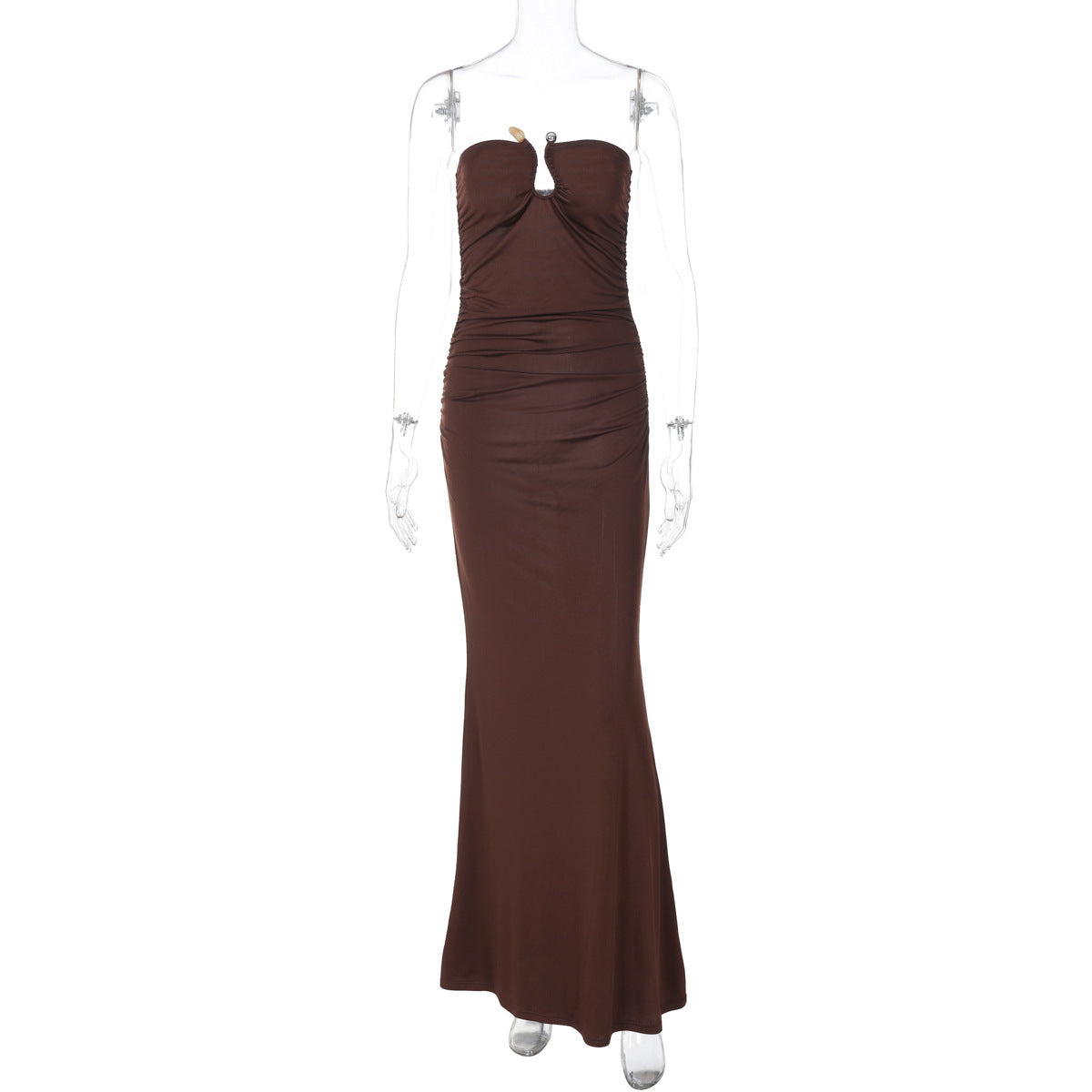 Élégante robe longue pour femme avec décolleté plongeant et volants raffinés – berg-feldt
