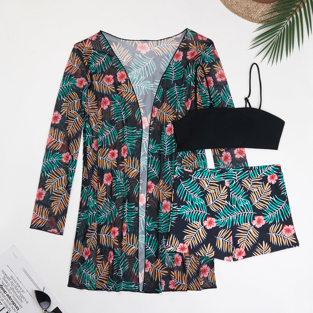Ensemble de plage pour femmes : paréo fleuri et haut de bikini berg-feldt