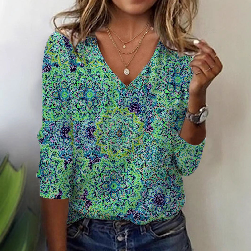 Blouse bohème pour femmes avec encolure en V, manches trois-quarts et imprimé – berg-feldt