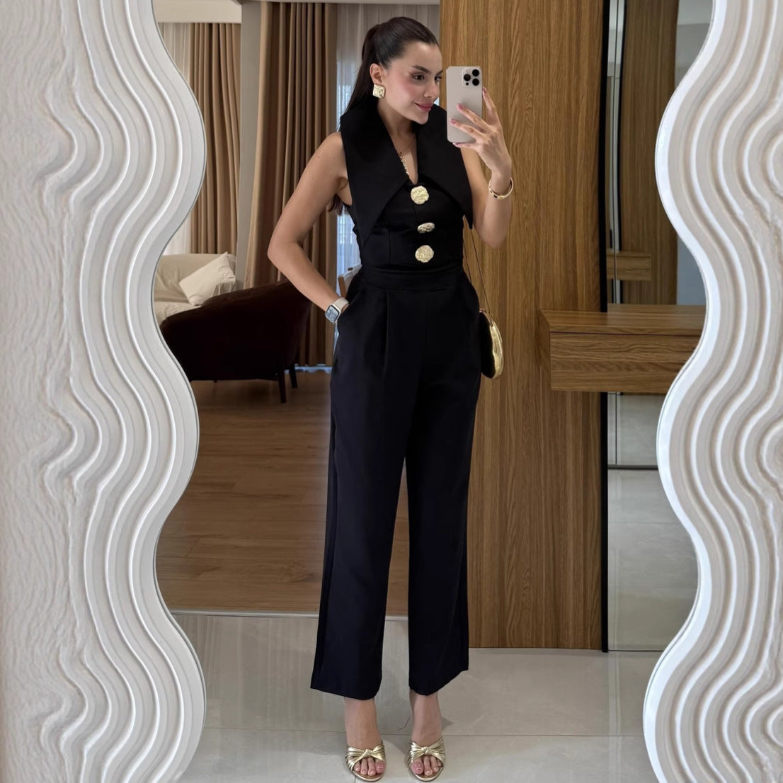 Combinaison chic pour femme avec col et patte de boutonnage tendance de berg-feldt