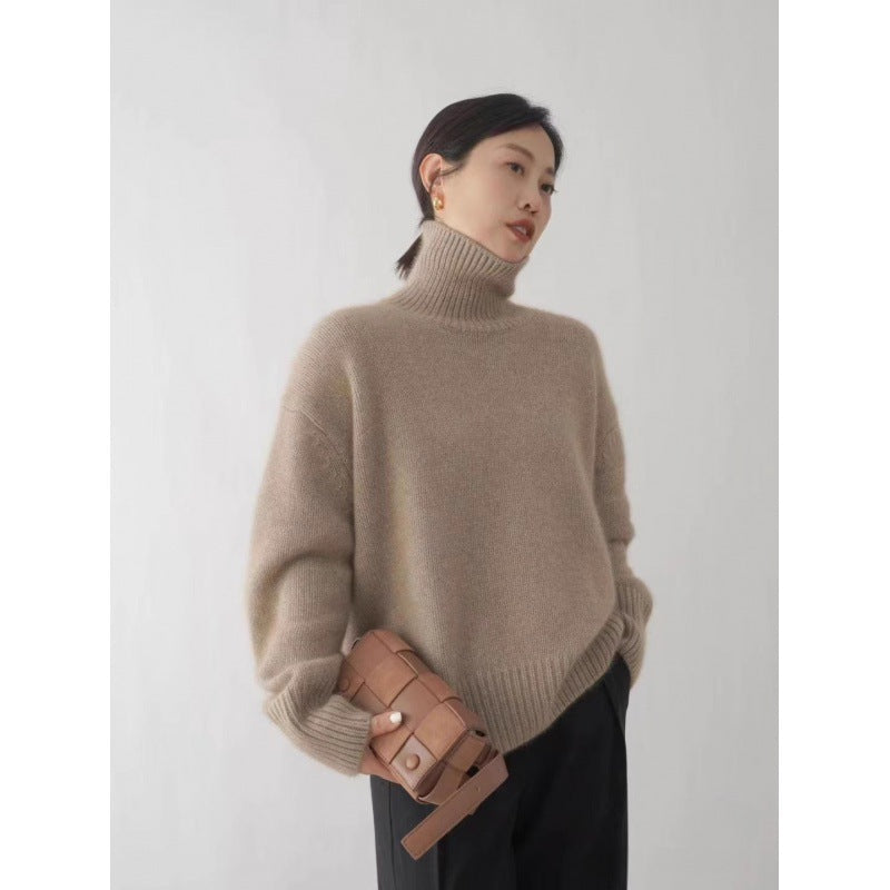 Luxurious Women's Knit Sweater berg-feldt