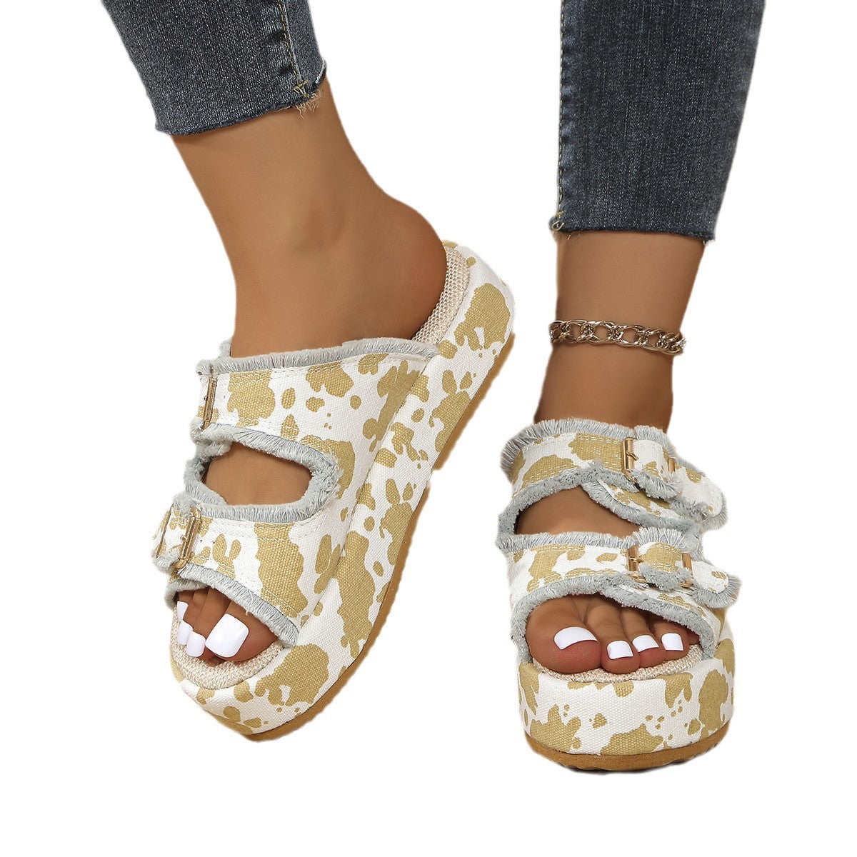 Bequeme Damen-Hausschuhe mit verstellbaren Riemen von berg-feldt