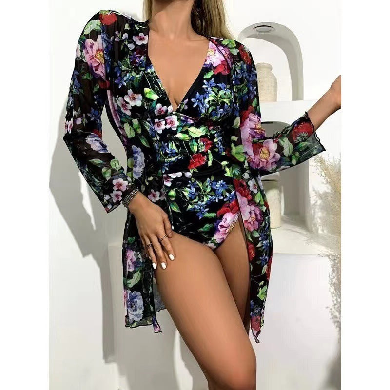 Badeanzug für Damen mit Blumenmuster und transparenter Abdeckung von berg-feldt
