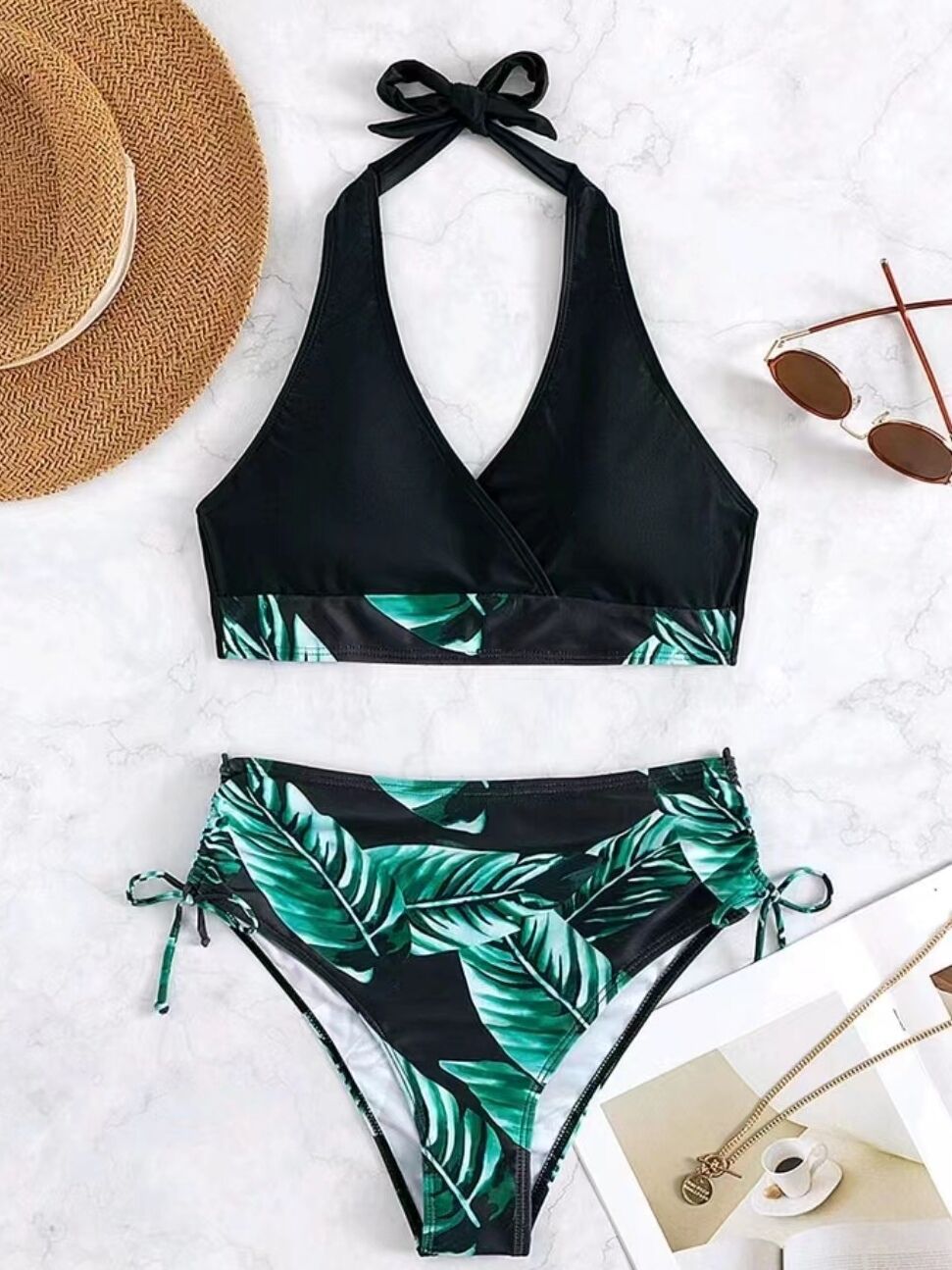 Bikini deux pièces pour femme avec haut cache-cœur tendance et coupe élastique berg-feldt