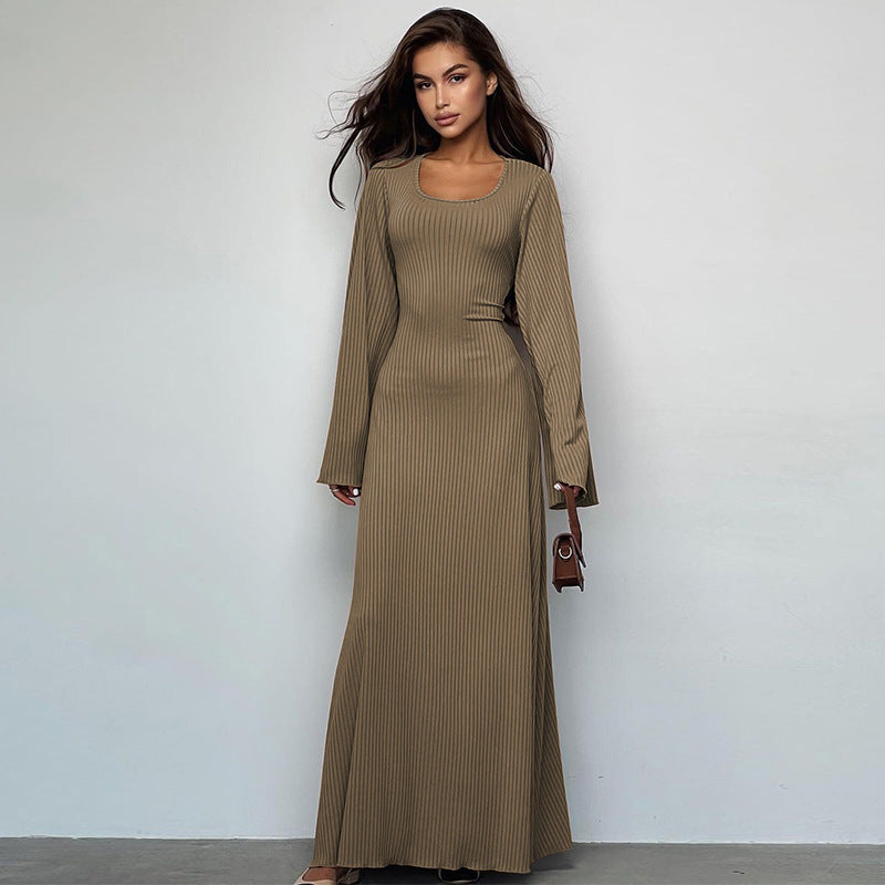 Robe longue femme avec design côtelé innovant et manches courtes Berg-Feldt