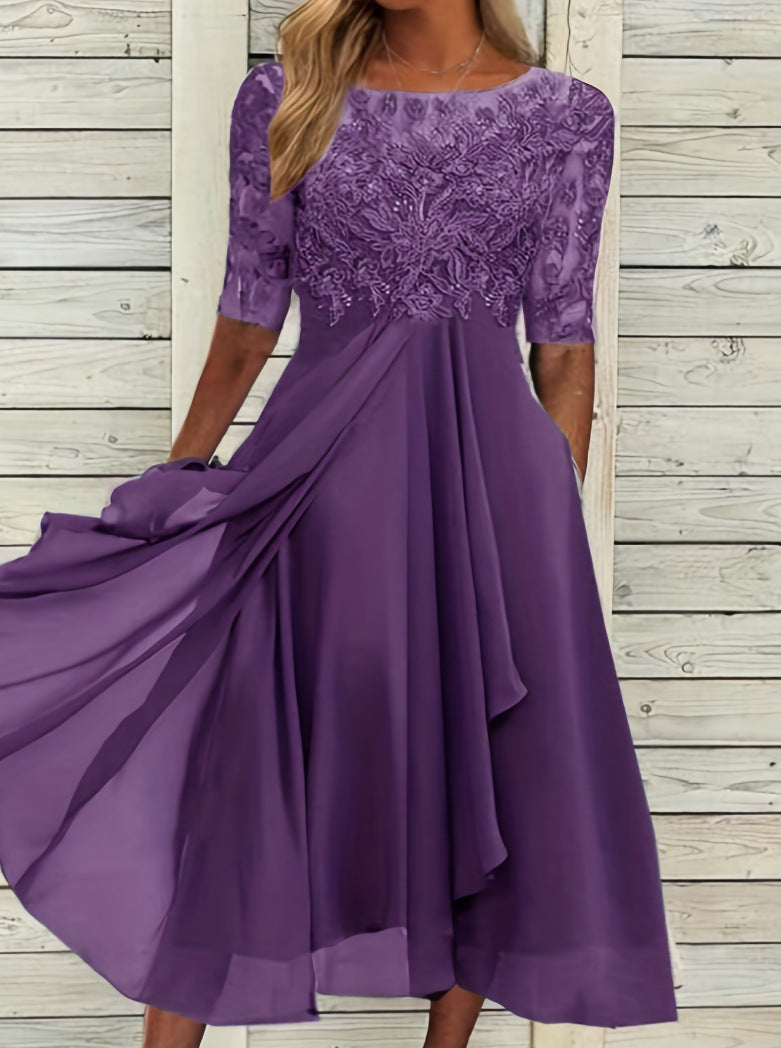 Abendkleid für Damen: Elegantes Chiffonkleid mit aufwendiger Spitze von berg-feldt