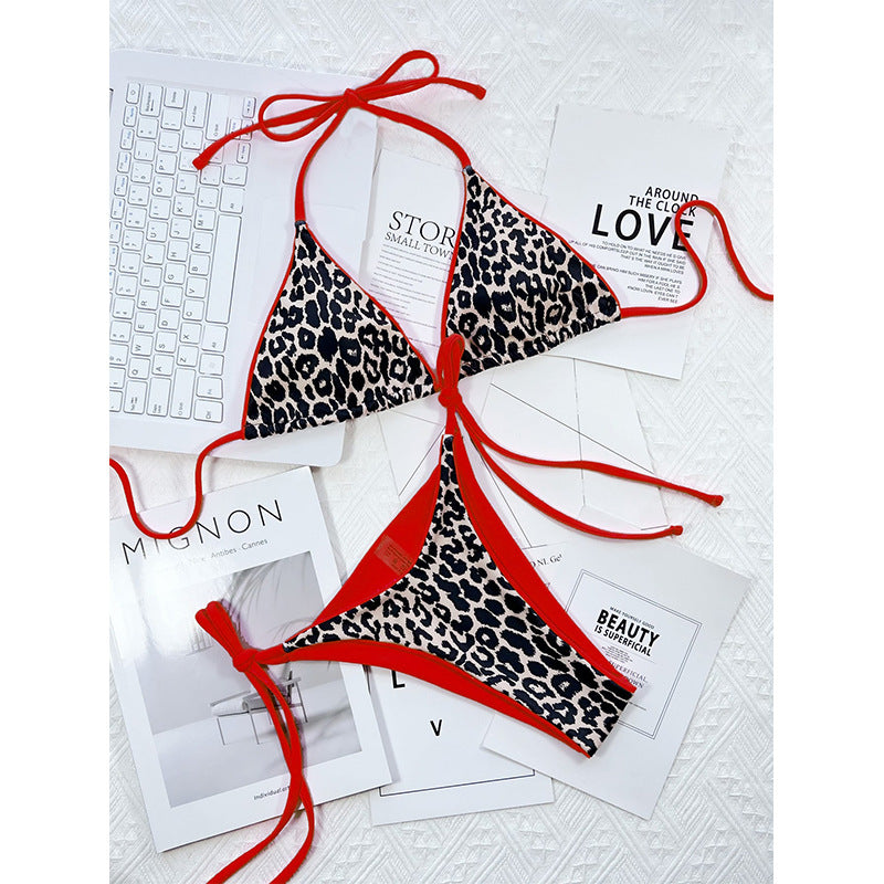 Ensemble de bikini imprimé léopard avec haut triangle et bretelles ajustables par berg-feldt