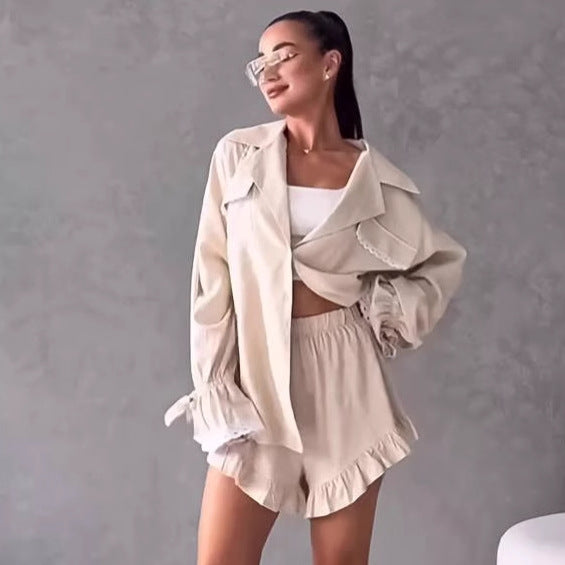 Lässiges Damen-Blusen-Shorts-Set mit Rüschen und luftigem Stoff von berg-feldt