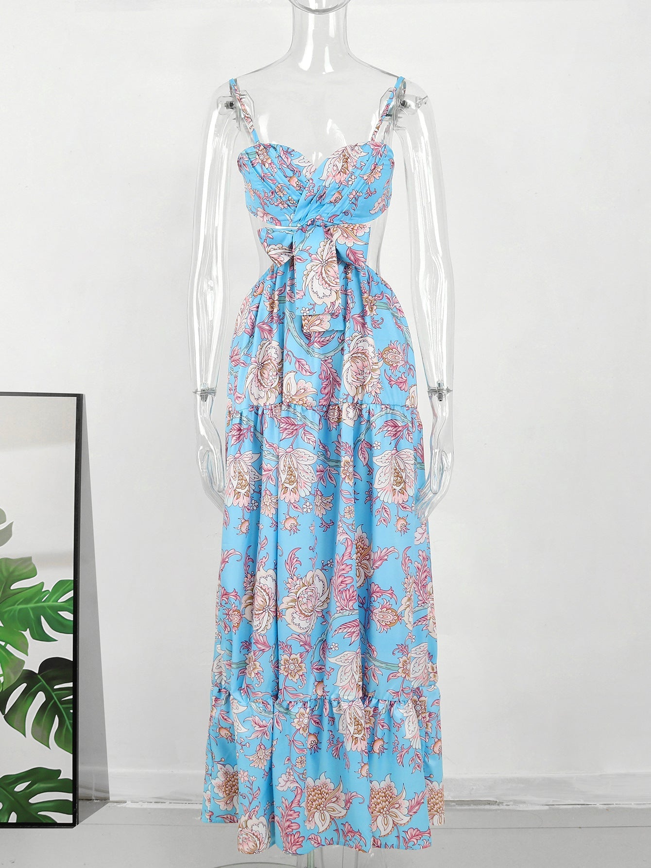 Wickelkleid mit Blumenmuster und weitem Rock von berg-feldt