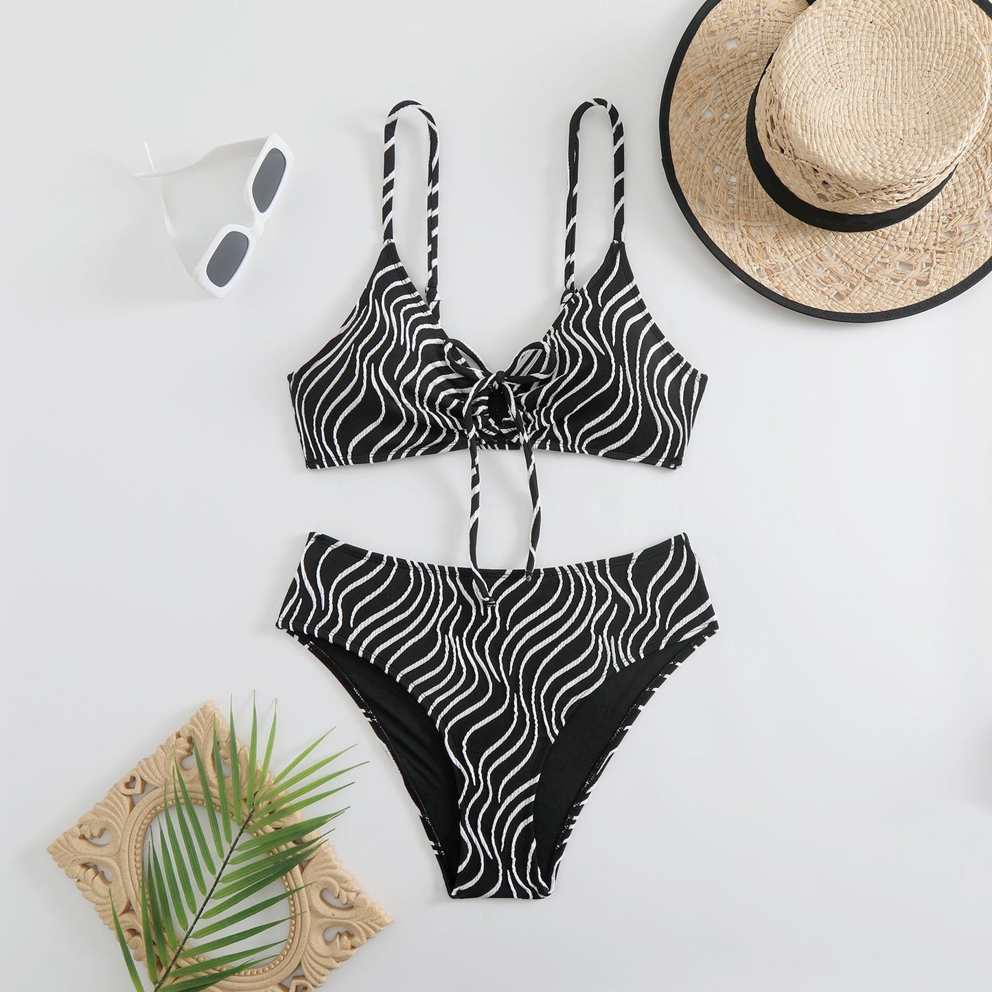 Bas de bikini triangle pour femme avec motif ondulé fantaisie et bretelles réglables berg-feldt