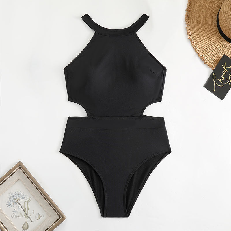 Badeanzug für Damen mit modernem Cut-out und sportlichen Trägern von berg-feldt