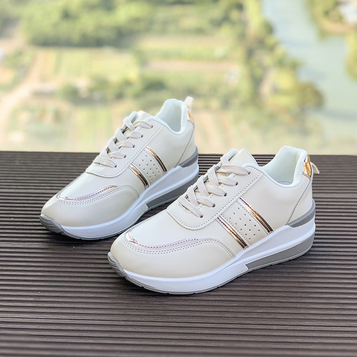 Baskets sportives pour femme avec structure respirante et mélange de matières tendance de berg-feldt