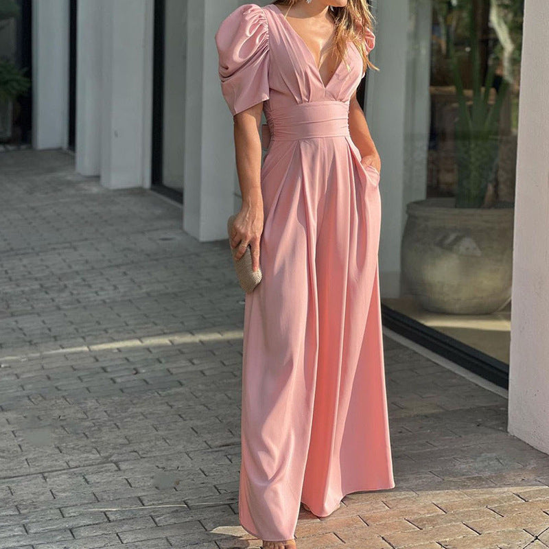 Weite Jumpsuit für Damen mit tiefem V-Ausschnitt von berg-feldt