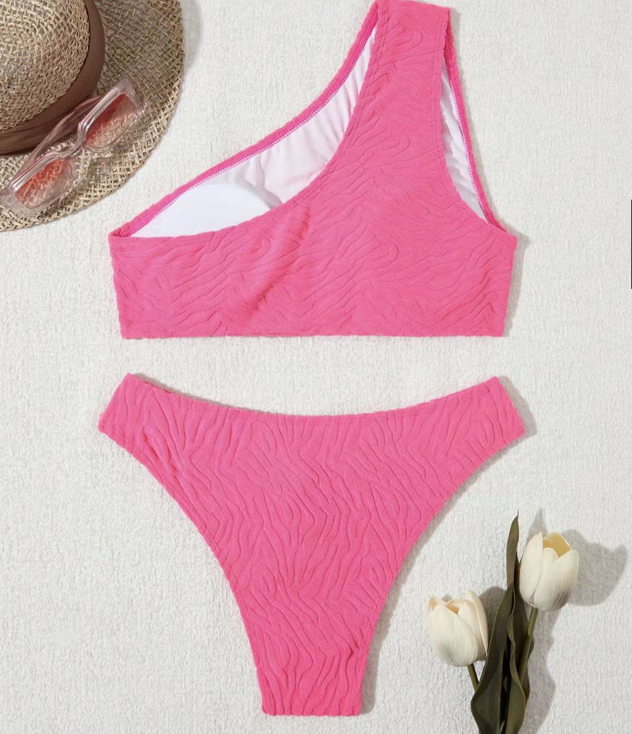 Asymmetrischer Damen Bikini mit modischem Strukturdesign von berg-feldt